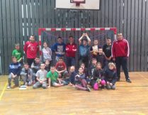 Więcej o Sportowo-Mikołajkowy turniej piłkarski w ZSR w Cudzynowicach